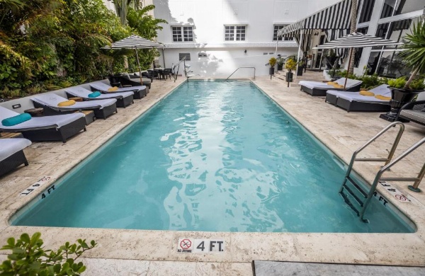 Hotel Croydon image 18